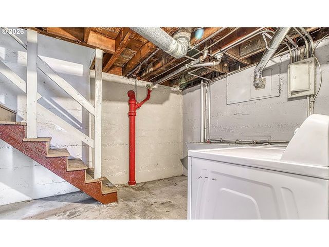 1036 N AINSWORTH St, Portland, OR 97217
