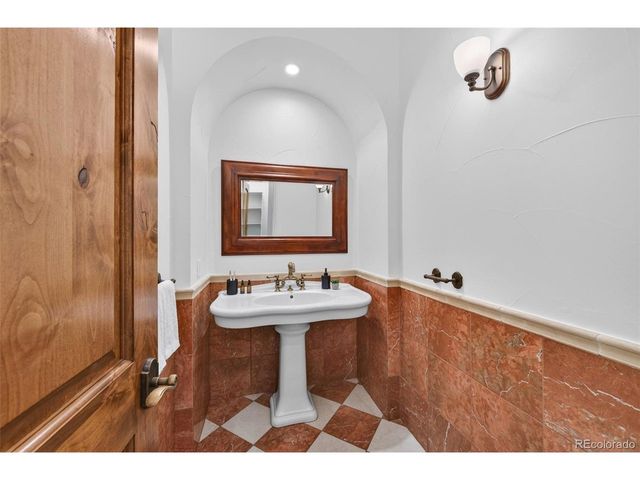 7600 E 6th Ave, Denver, CO 80230