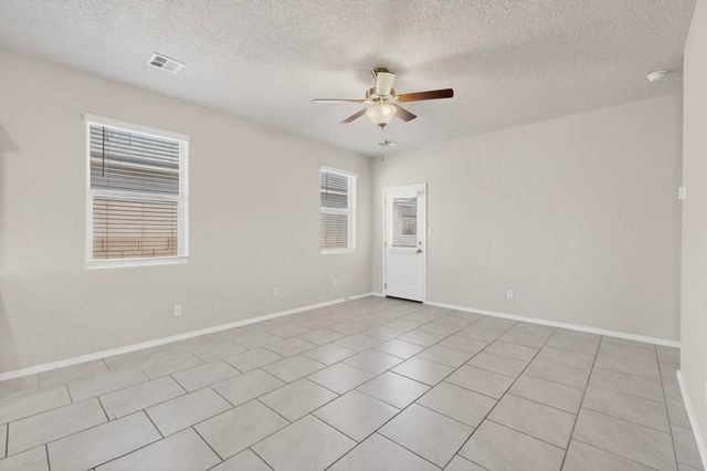 5302 Camino Del Griego, Santa Fe, NM 87507