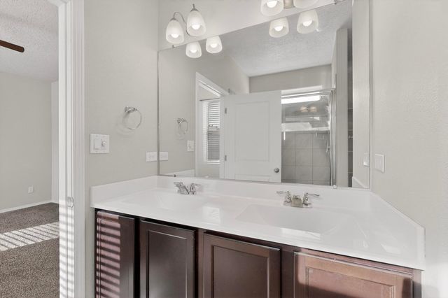 5302 Camino Del Griego, Santa Fe, NM 87507