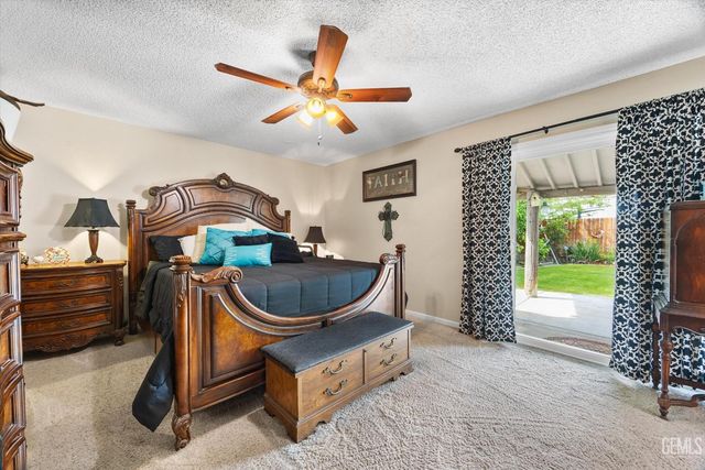 1813 Vallecito Lane, Bakersfield, CA 93309