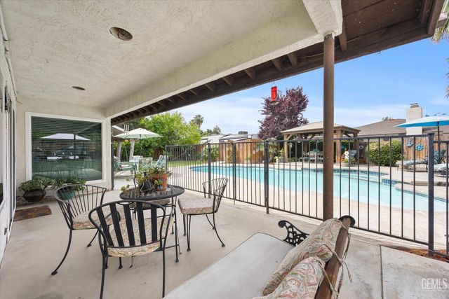 1813 Vallecito Lane, Bakersfield, CA 93309