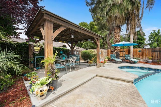 1813 Vallecito Lane, Bakersfield, CA 93309