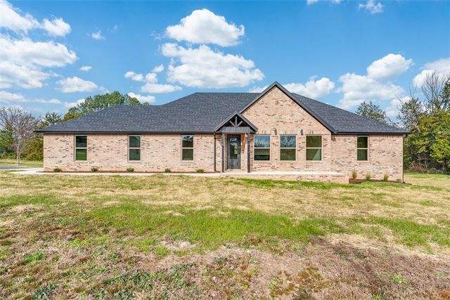 216 Oneal Lane, Elkins, AR 72727