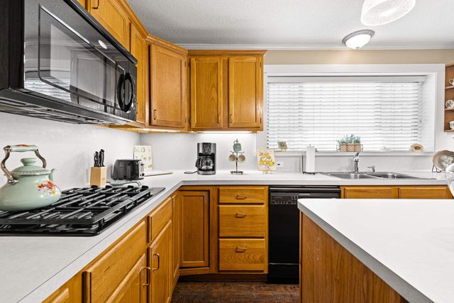 305 W Lafayette, Jefferson, TX 75657