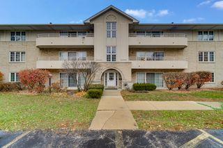 10832 S 76TH Avenue 2T, Worth, IL 60482