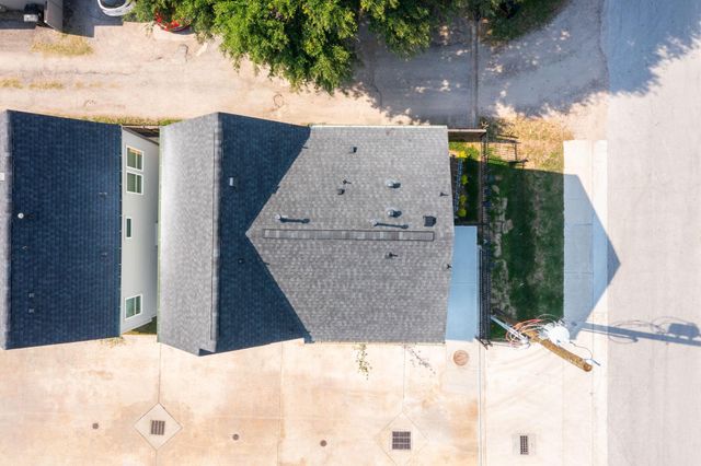 8906 Sunshine Laverne Lane, Houston, TX 77080