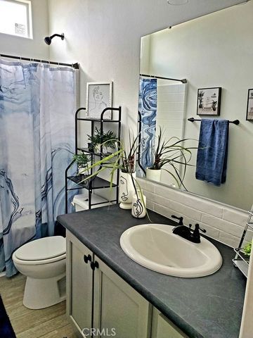 21621 Sandia 159, Apple Valley, CA 92308