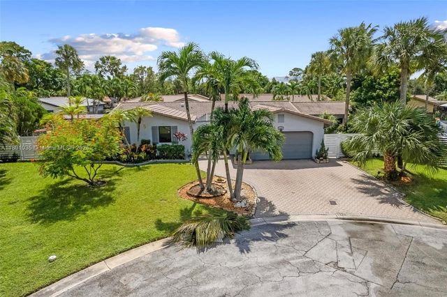 8386 NW 17th Ct, Coral Springs, FL 33071
