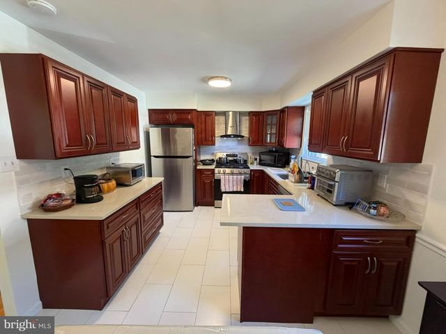 11107 RIDGEWAY ST, Philadelphia, PA 19116