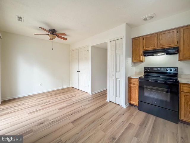 21 STOCKTON COURT, Newtown, PA 18940