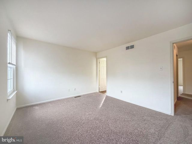 21 STOCKTON COURT, Newtown, PA 18940