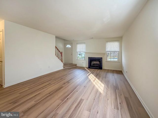 21 STOCKTON COURT, Newtown, PA 18940