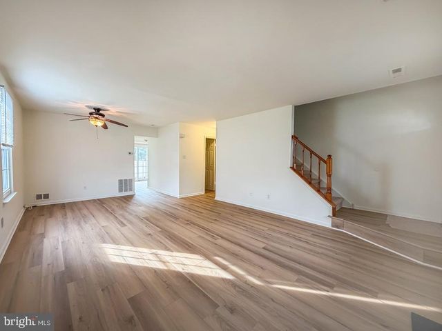 21 STOCKTON COURT, Newtown, PA 18940