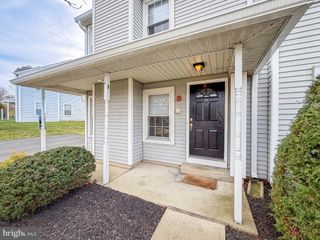 21 STOCKTON COURT, Newtown, PA 18940