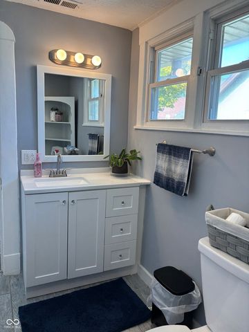 129 S Franklin Street, Knightstown, IN 46148