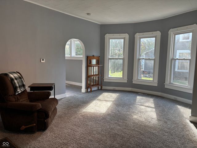 129 S Franklin Street, Knightstown, IN 46148