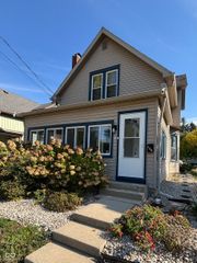 129 S Franklin Street, Knightstown, IN 46148