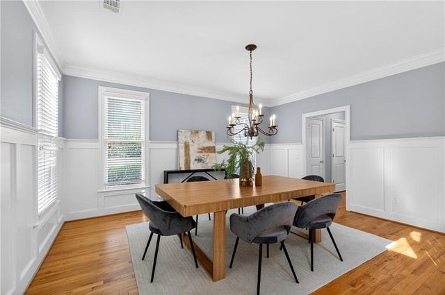 1767 Drew NW Drive, Atlanta, GA 30318