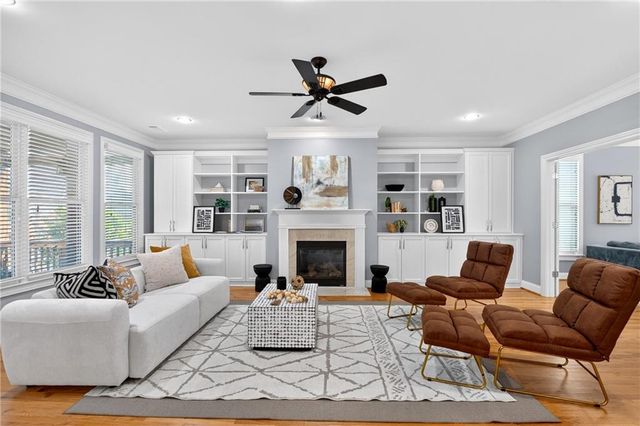 1767 Drew NW Drive, Atlanta, GA 30318