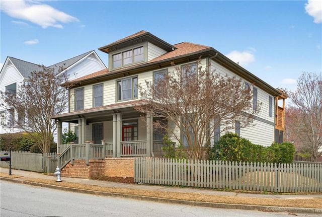 1767 Drew NW Drive, Atlanta, GA 30318