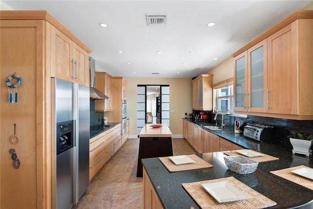 3430 Galt Ocean Dr PH1, Fort Lauderdale, FL 33308