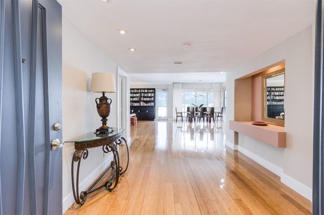 3430 Galt Ocean Dr PH1, Fort Lauderdale, FL 33308