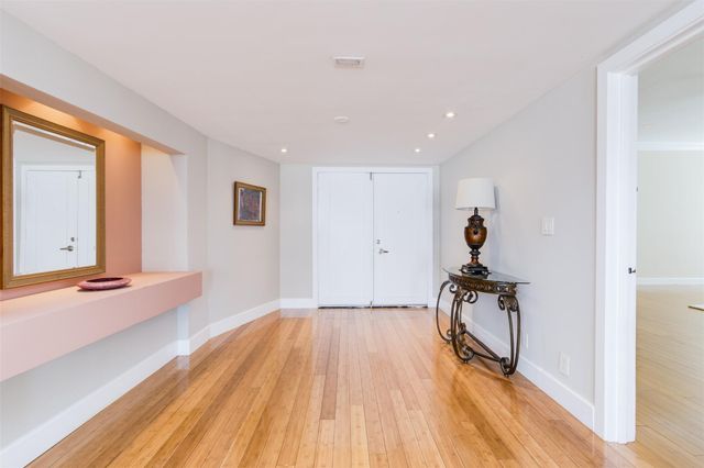 3430 Galt Ocean Dr PH1, Fort Lauderdale, FL 33308