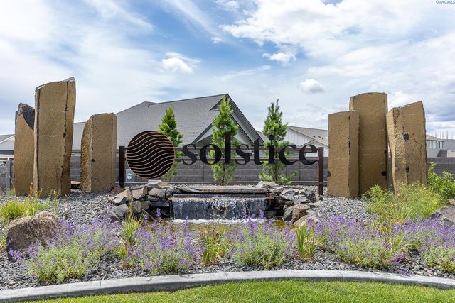 12105 Aldridge Dr, Pasco, WA 99301