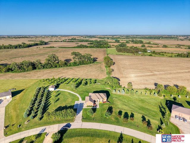 1900 N 129th Street, Lincoln, NE 68527