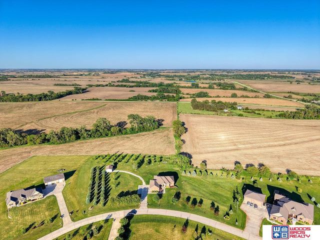 1900 N 129th Street, Lincoln, NE 68527