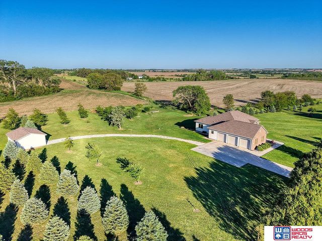 1900 N 129th Street, Lincoln, NE 68527