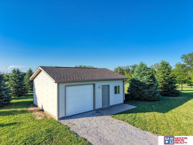 1900 N 129th Street, Lincoln, NE 68527