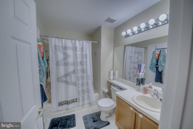 4702 ABERDEEN LN, Blackwood, NJ 08012