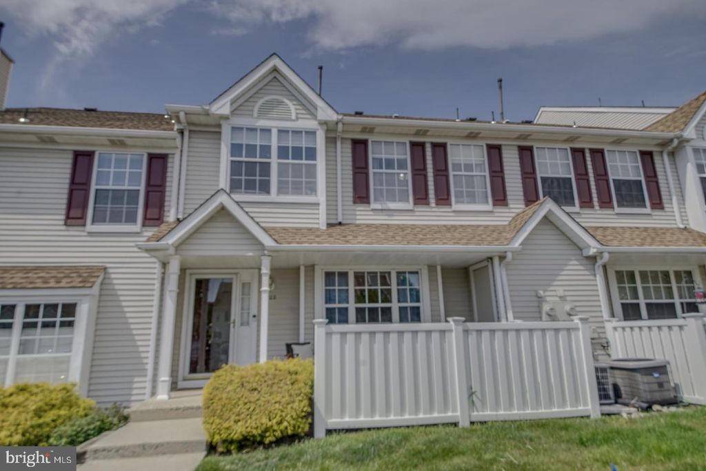 4702 ABERDEEN LN, Blackwood, NJ 08012