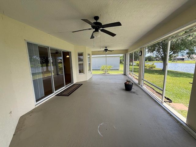 515 S Valencia Cir Circle SW, Vero Beach, FL 32968