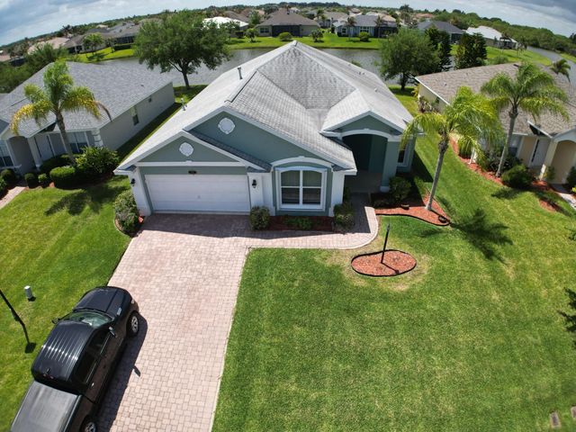 515 S Valencia Cir Circle SW, Vero Beach, FL 32968