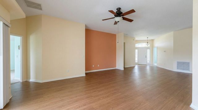 515 S Valencia Cir Circle SW, Vero Beach, FL 32968