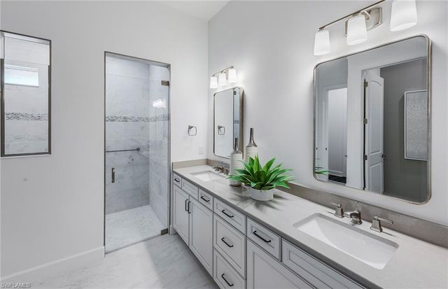 1987 Don Benito WAY, Naples, FL 34120