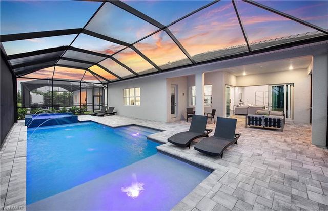 1987 Don Benito WAY, Naples, FL 34120