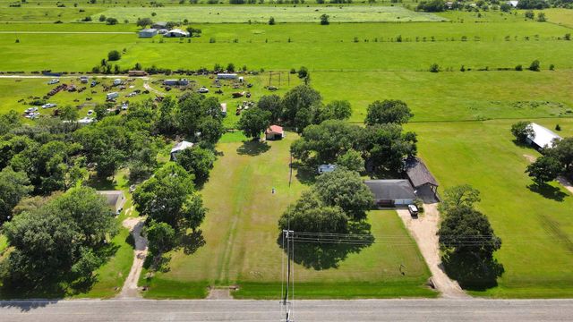 2990 Fm 1163 Rd, El Campo, TX 77437