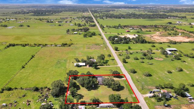 2990 Fm 1163 Rd, El Campo, TX 77437