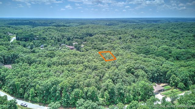 21 Woodhall Lane, Bella Vista, AR 72714