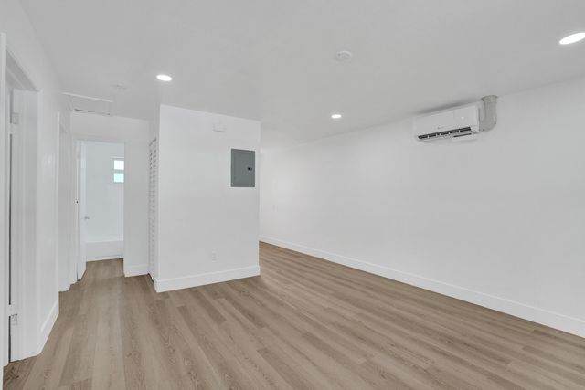 2020 NE 15th Street, Fort Lauderdale, FL 33304
