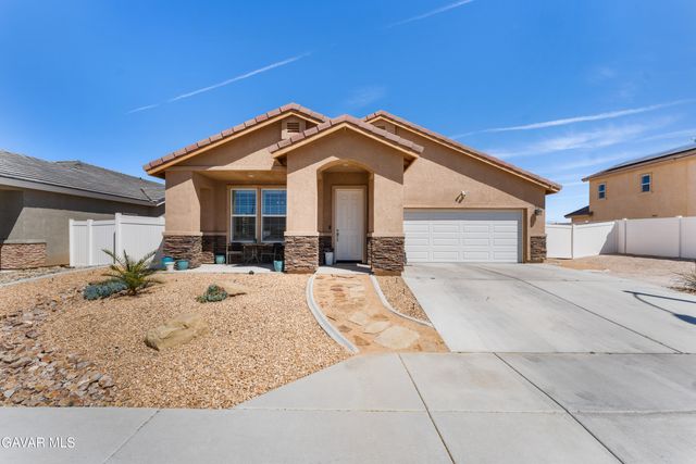 5645 W Avenue J15, Lancaster, CA 93536