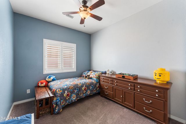 5645 W Avenue J15, Lancaster, CA 93536