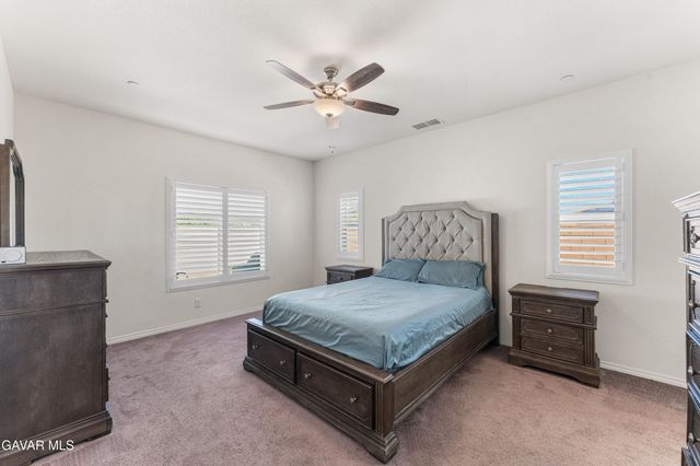 5645 W Avenue J15, Lancaster, CA 93536