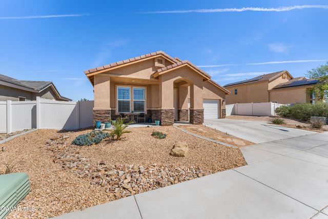 5645 W Avenue J15, Lancaster, CA 93536