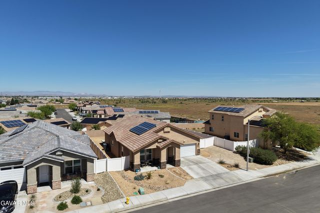 5645 W Avenue J15, Lancaster, CA 93536