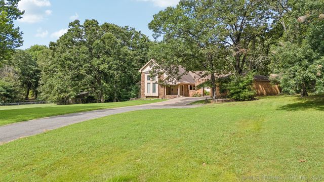 3 Beckman Road, Muskogee, OK 74401
